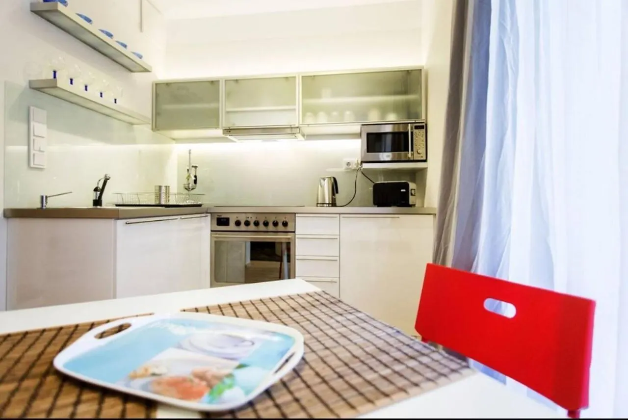 Orangehomes One Bedroom Modern Apartment In The City Center Budapest